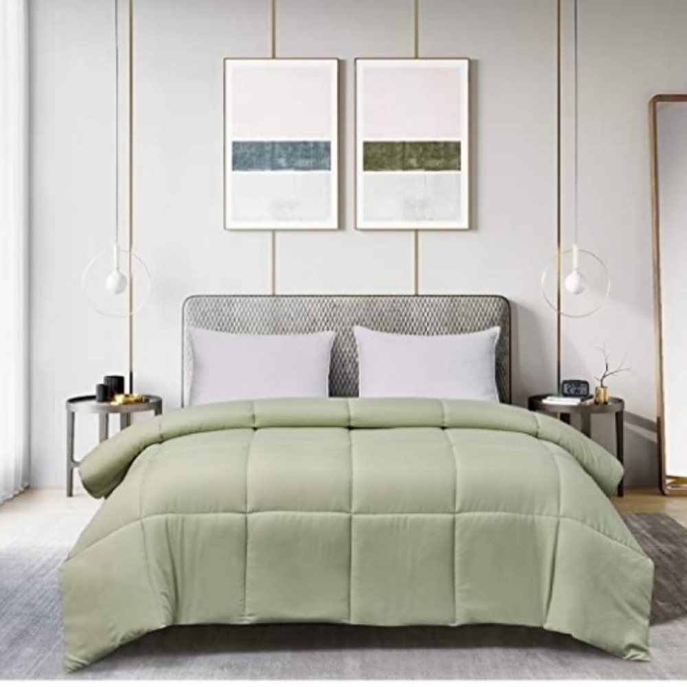 ROYAL LUXE SUPER SOFT ALL SEASON DOWN ALTERNATIVE COMFORTER, KING - Picture 2 of 7